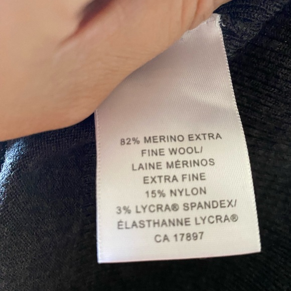 Banana Republic Merino Wool Cardigan - Picture 3 of 5